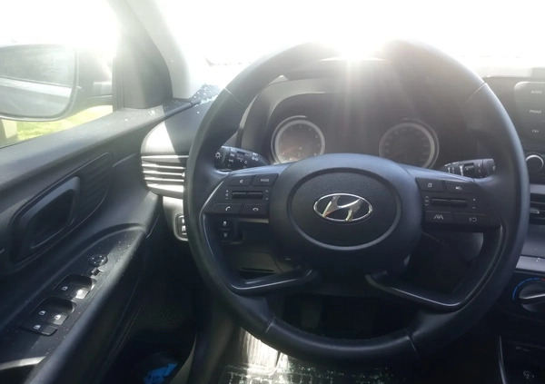 Hyundai Bayon cena 19990 przebieg: 43000, rok produkcji 2022 z Głuchołazy małe 137